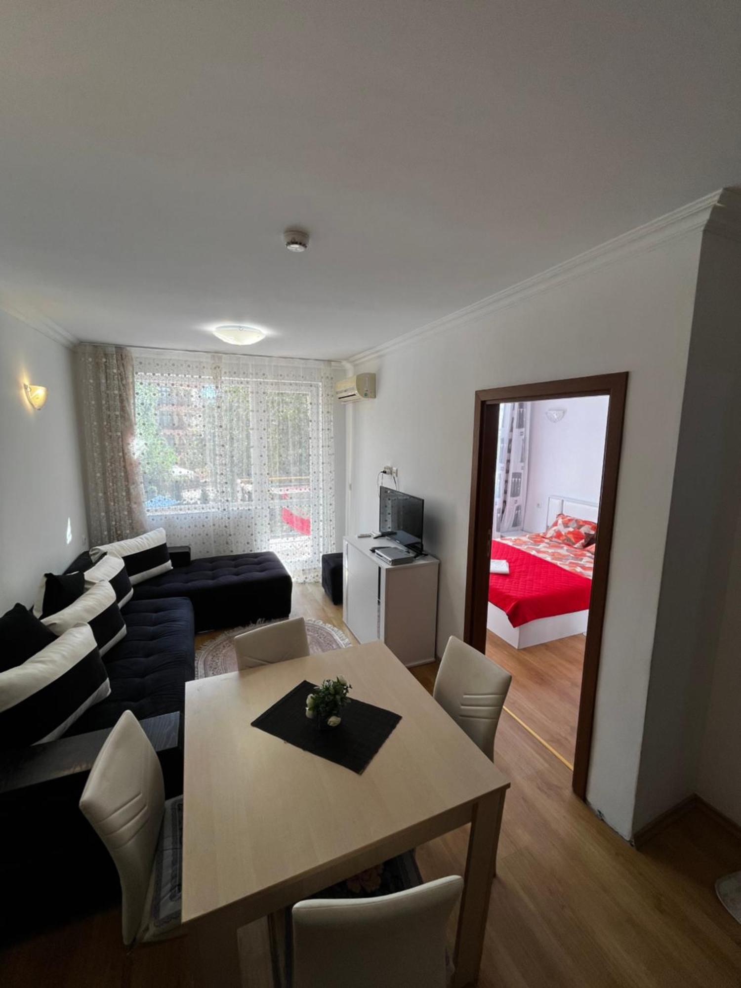 Apartments Sweet Home 4 Pantai Sunny Bagian luar foto